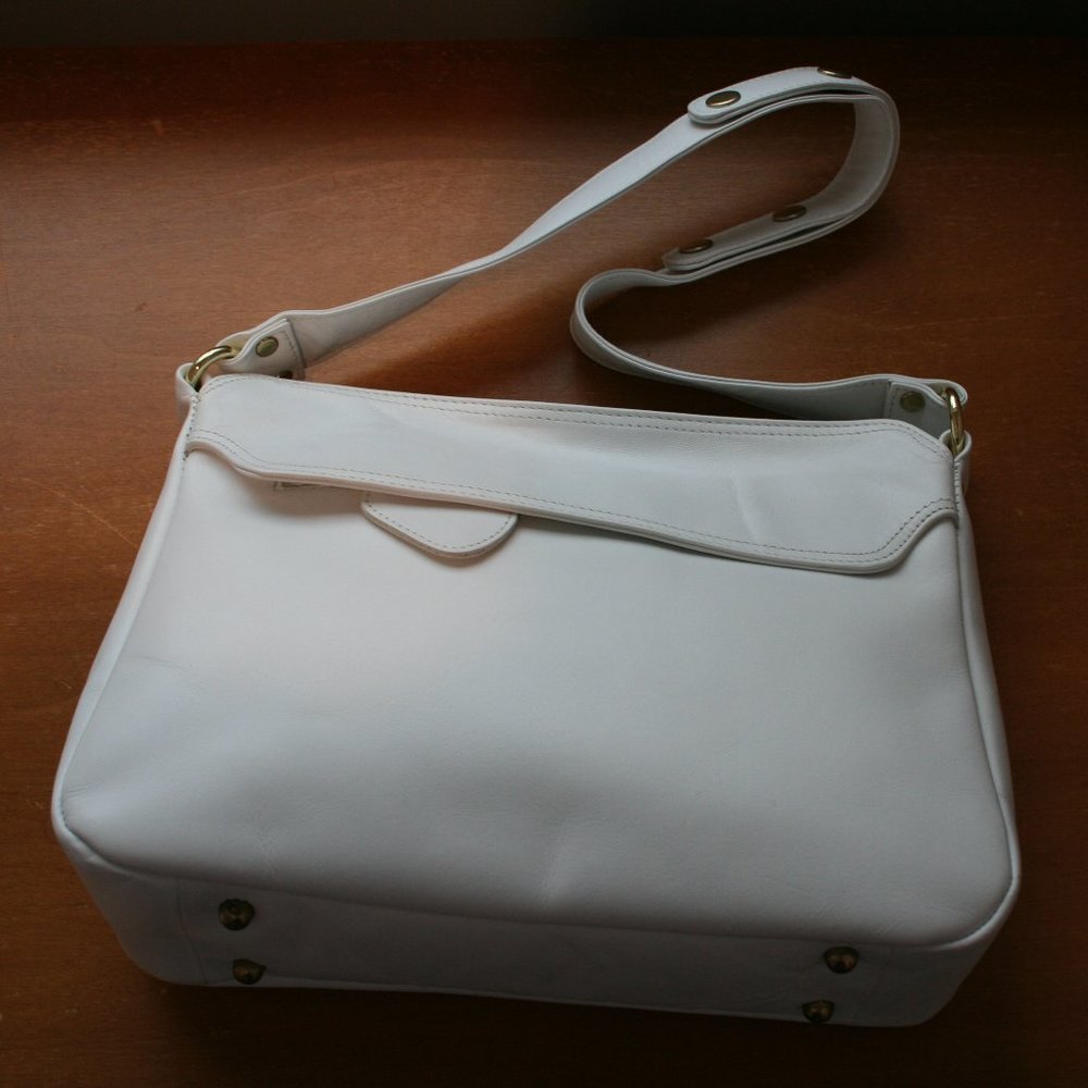 Vintage Ganson White Leather Purse